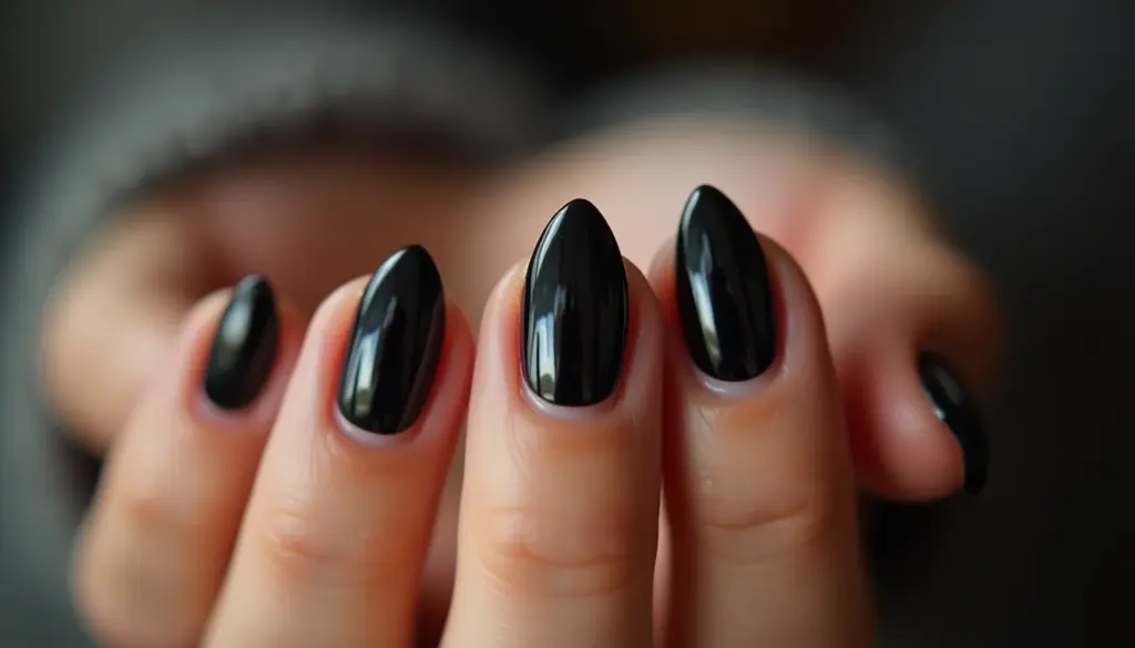 70 Ideias de Unhas Preto para 2026: Elegância e Praticidade